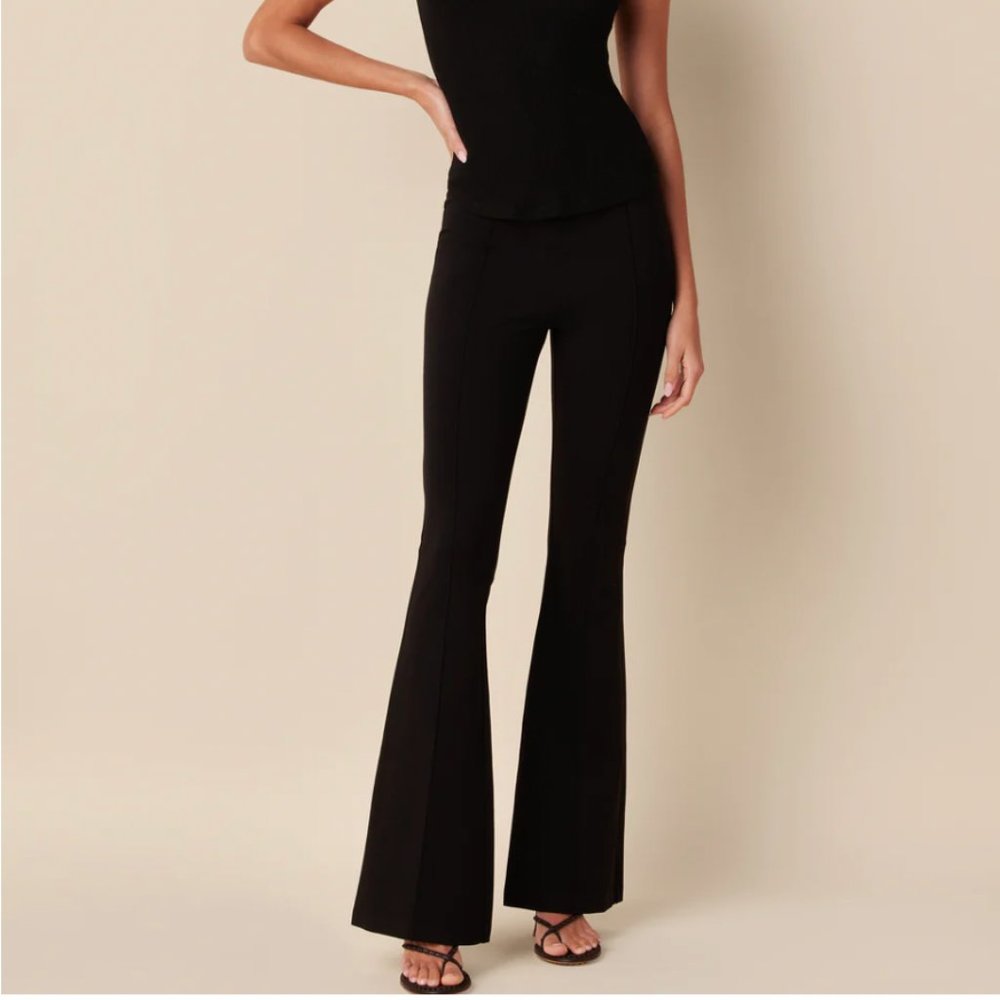 Black Flare Pull-On Pants - Women